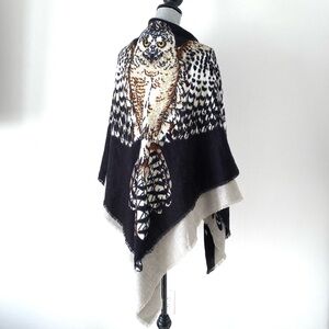 Pyramid Collection Black & Cream Bird Eagle Owl Print Large Scarf Shawl 55X55”